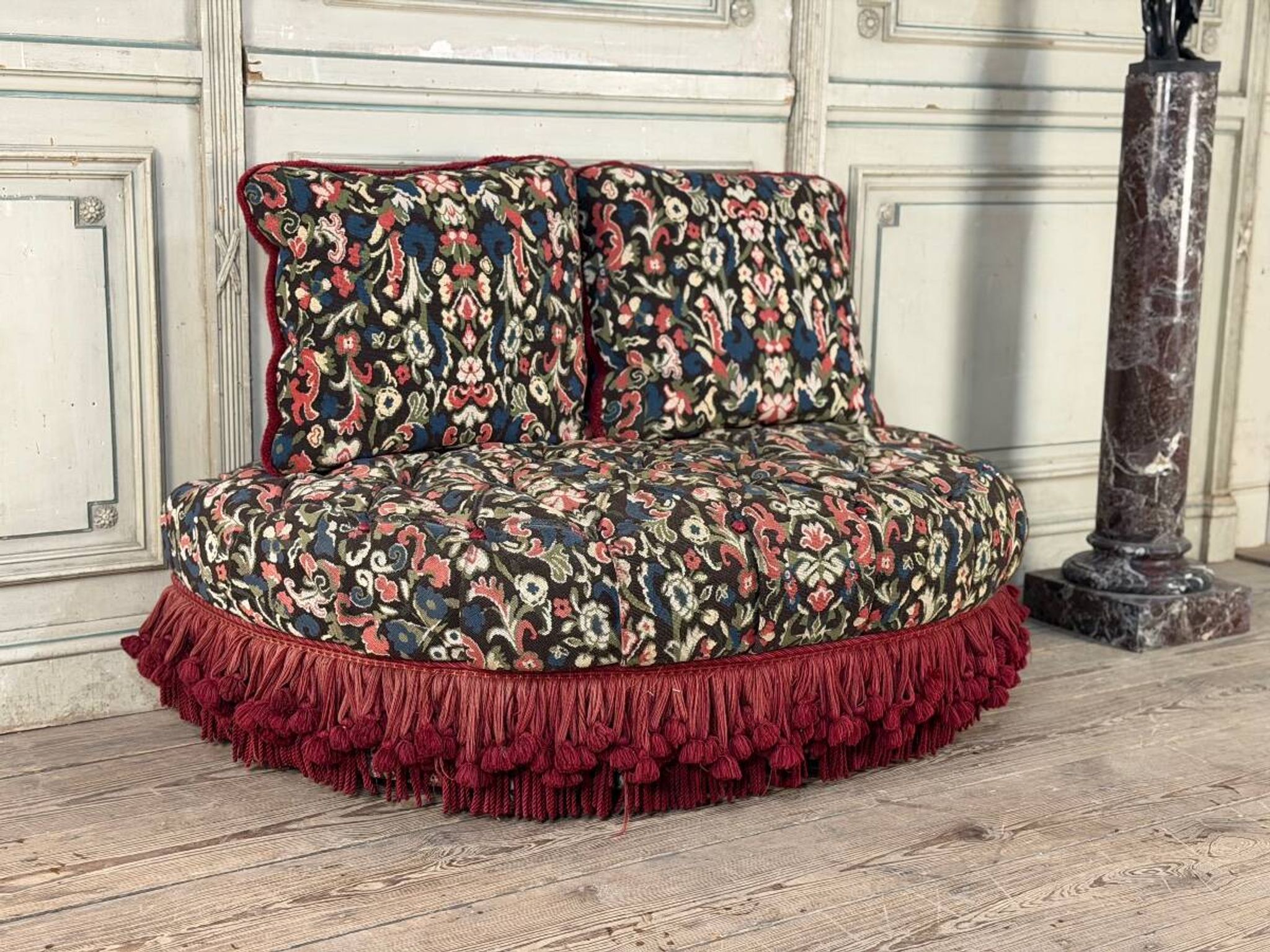 Occasional chair, trimmings and small stitches by Jacques Garcia