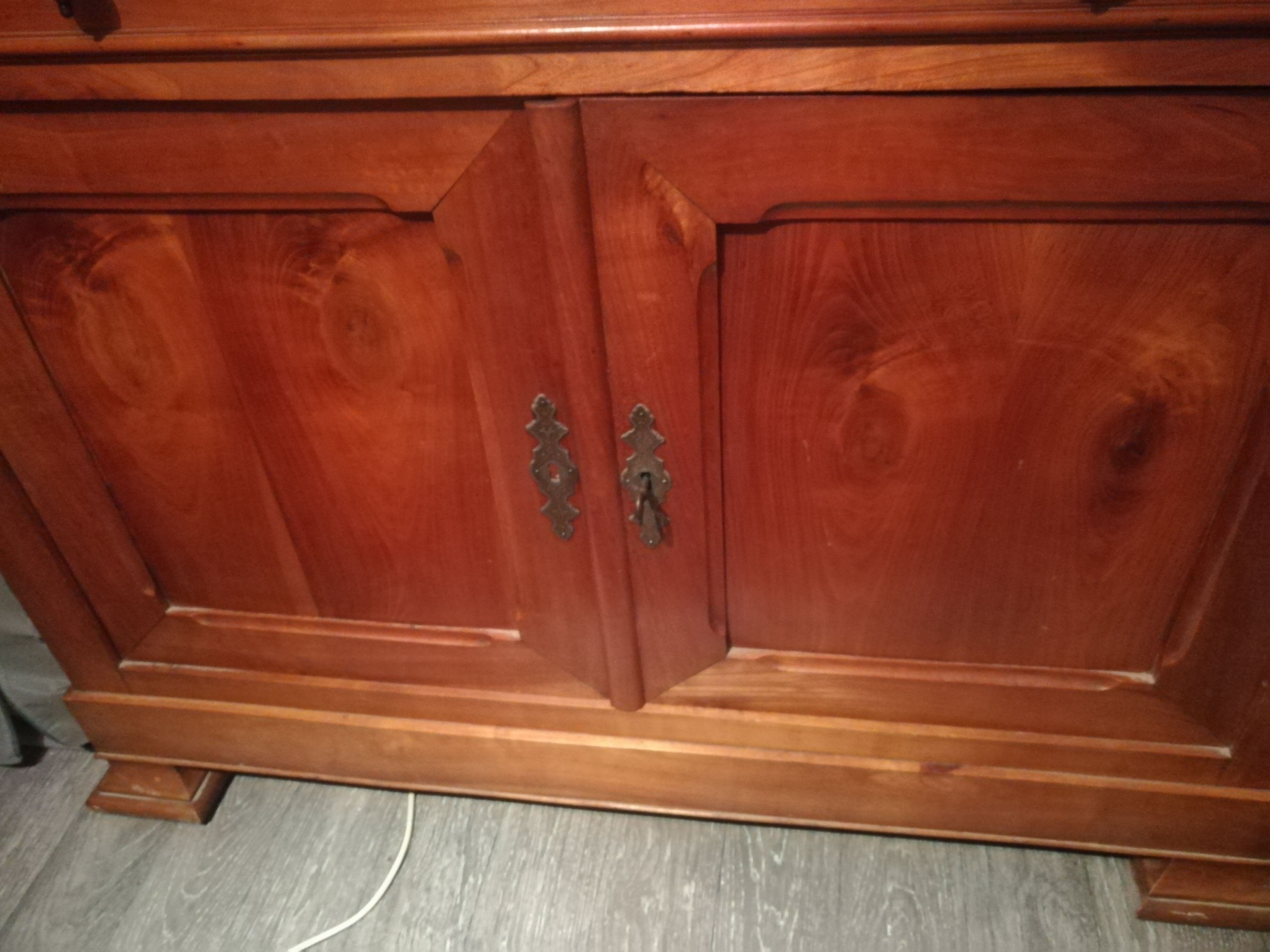 Molded cherry buffet