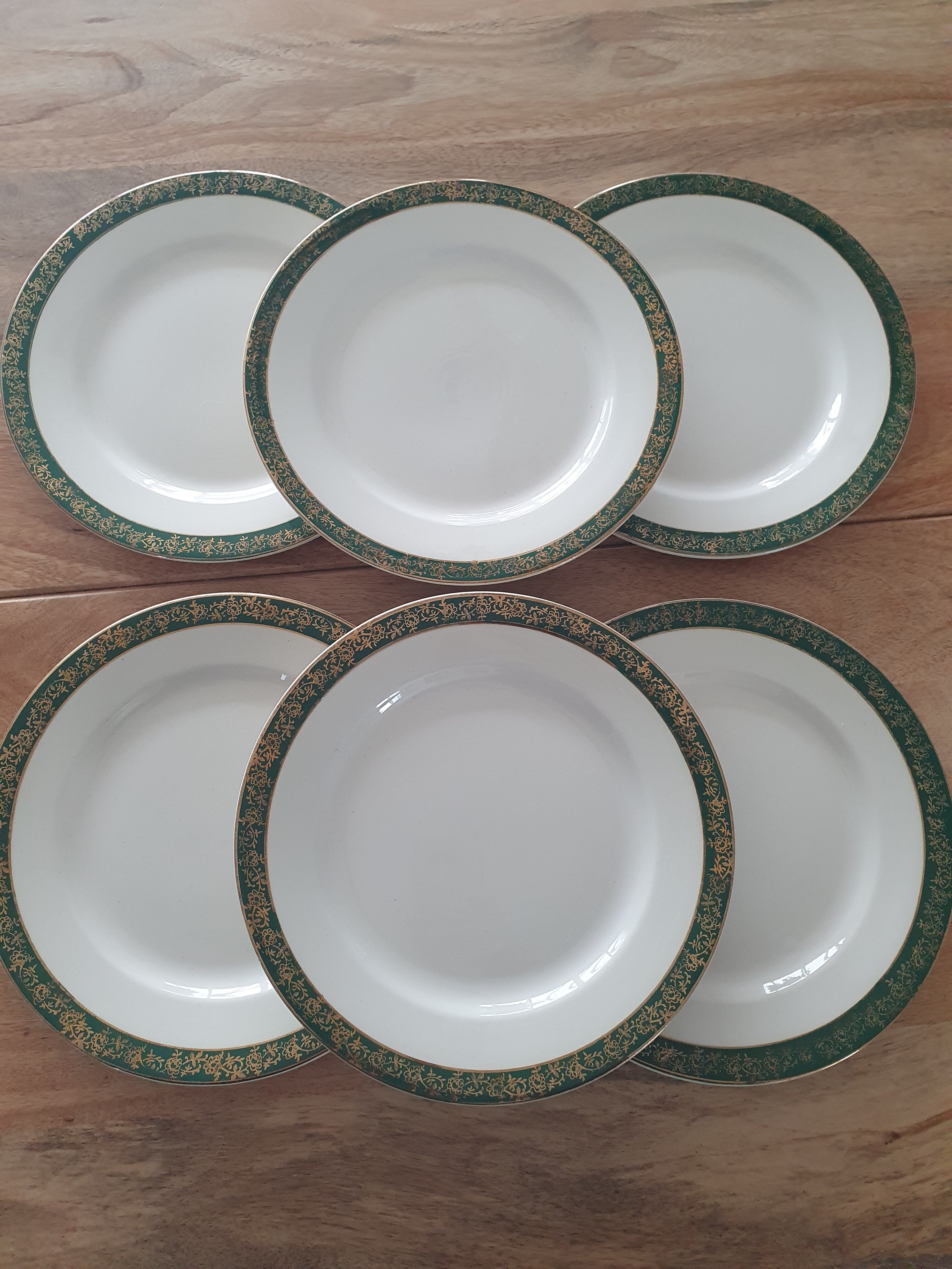 Lot 6 Golden plates Digoin