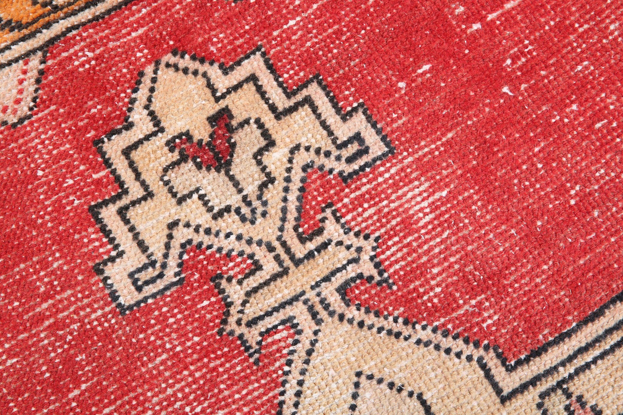 Madallion oriental vintage carpet