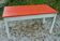 Table de cuisine vintage 1950 bois peint orange et blanc
