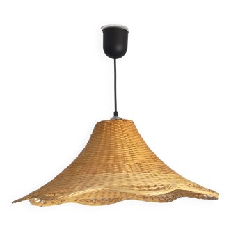 Rattan suspension