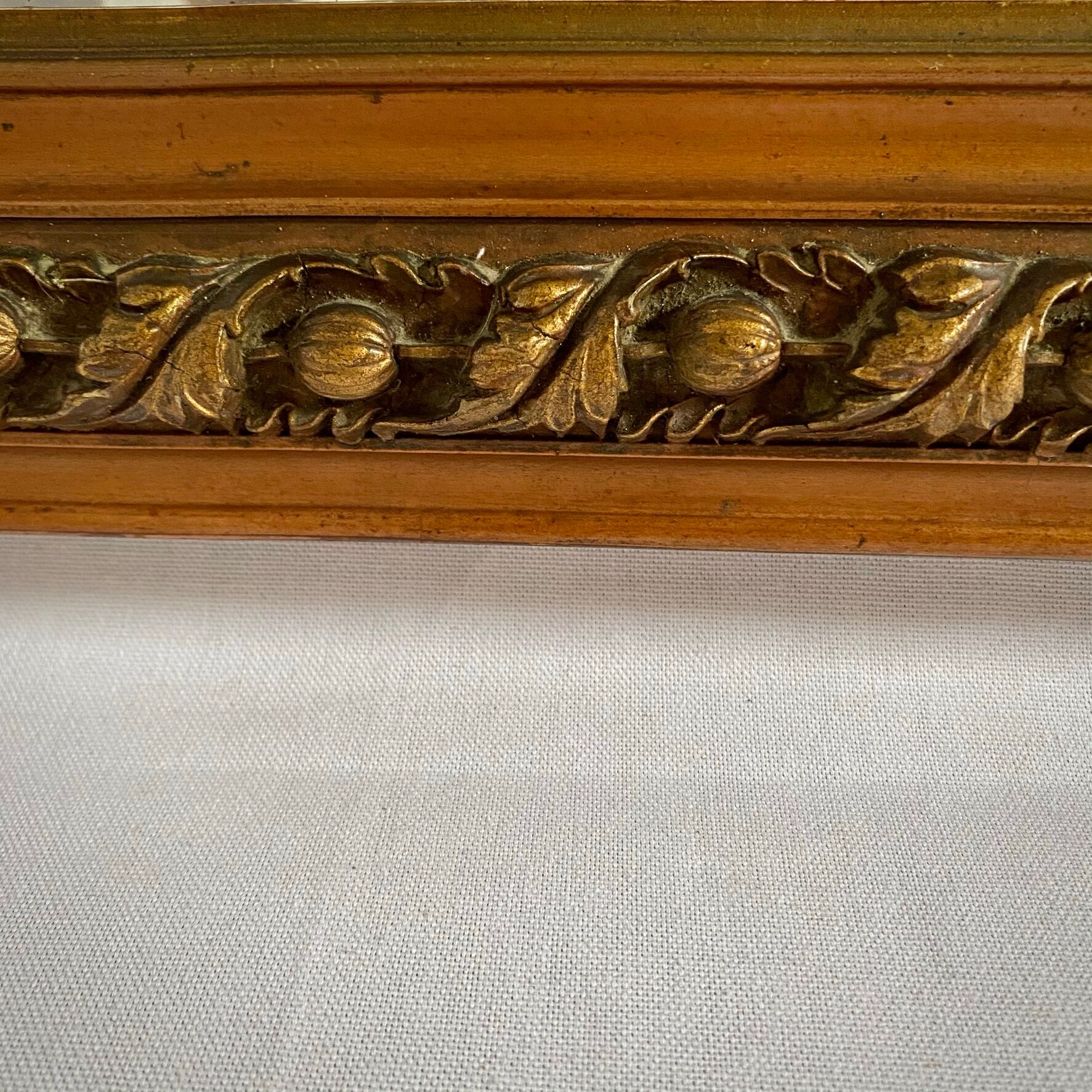 Mirror Napoleon III, gilded with pediment - 105x67cm