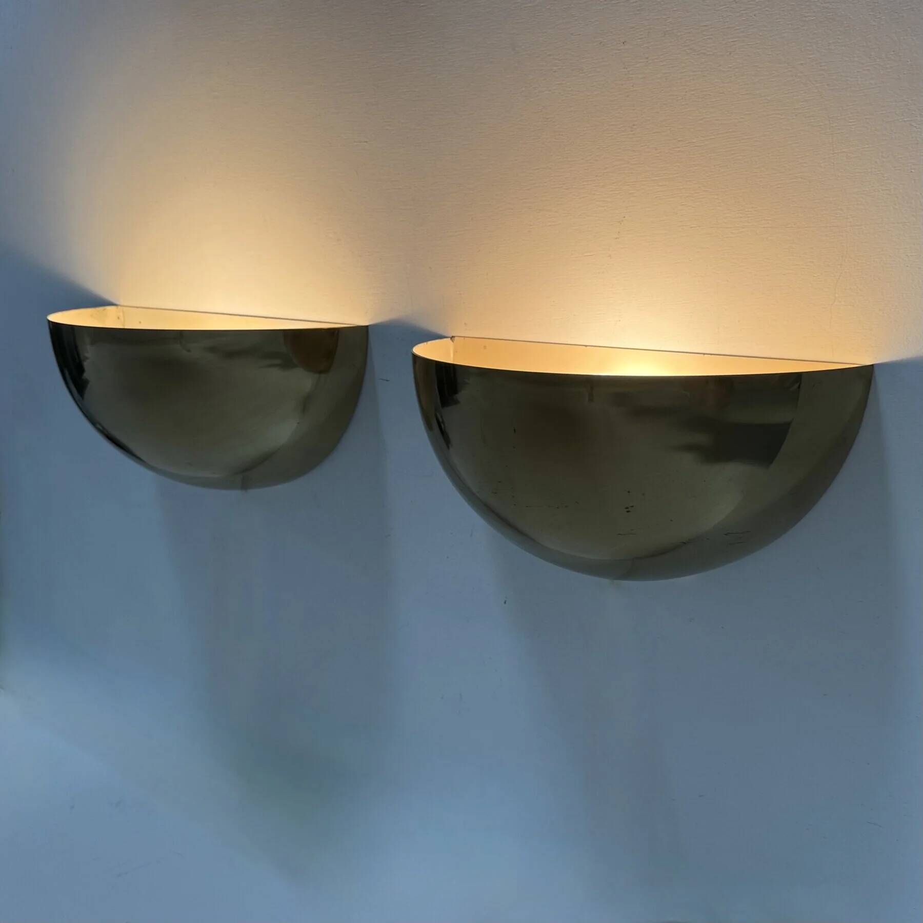 Mid-century pair of brass wall light sconces, 1970s