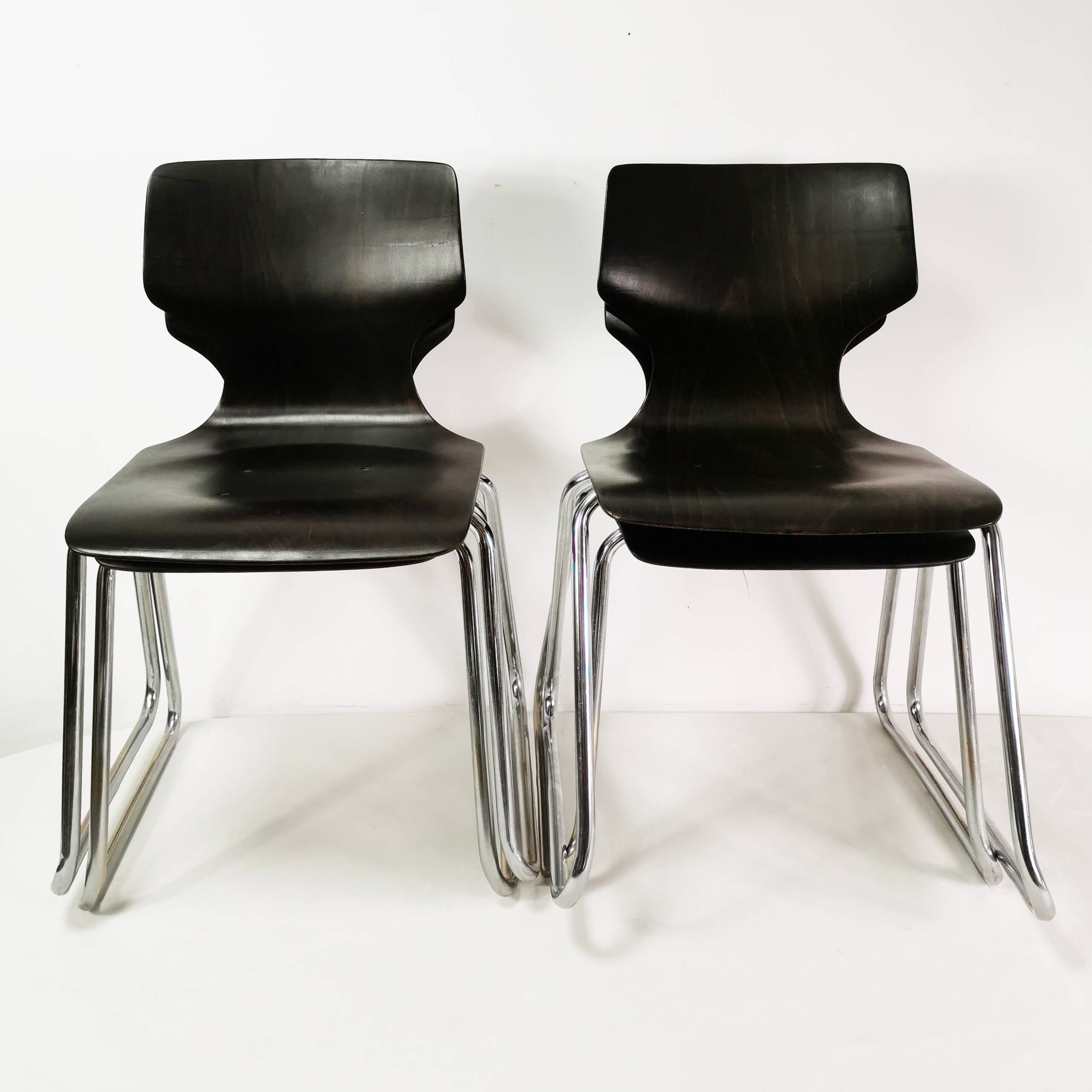 Un ensemble de chaises modernistes Pagholz Flototto, Allemagne, années 1970.