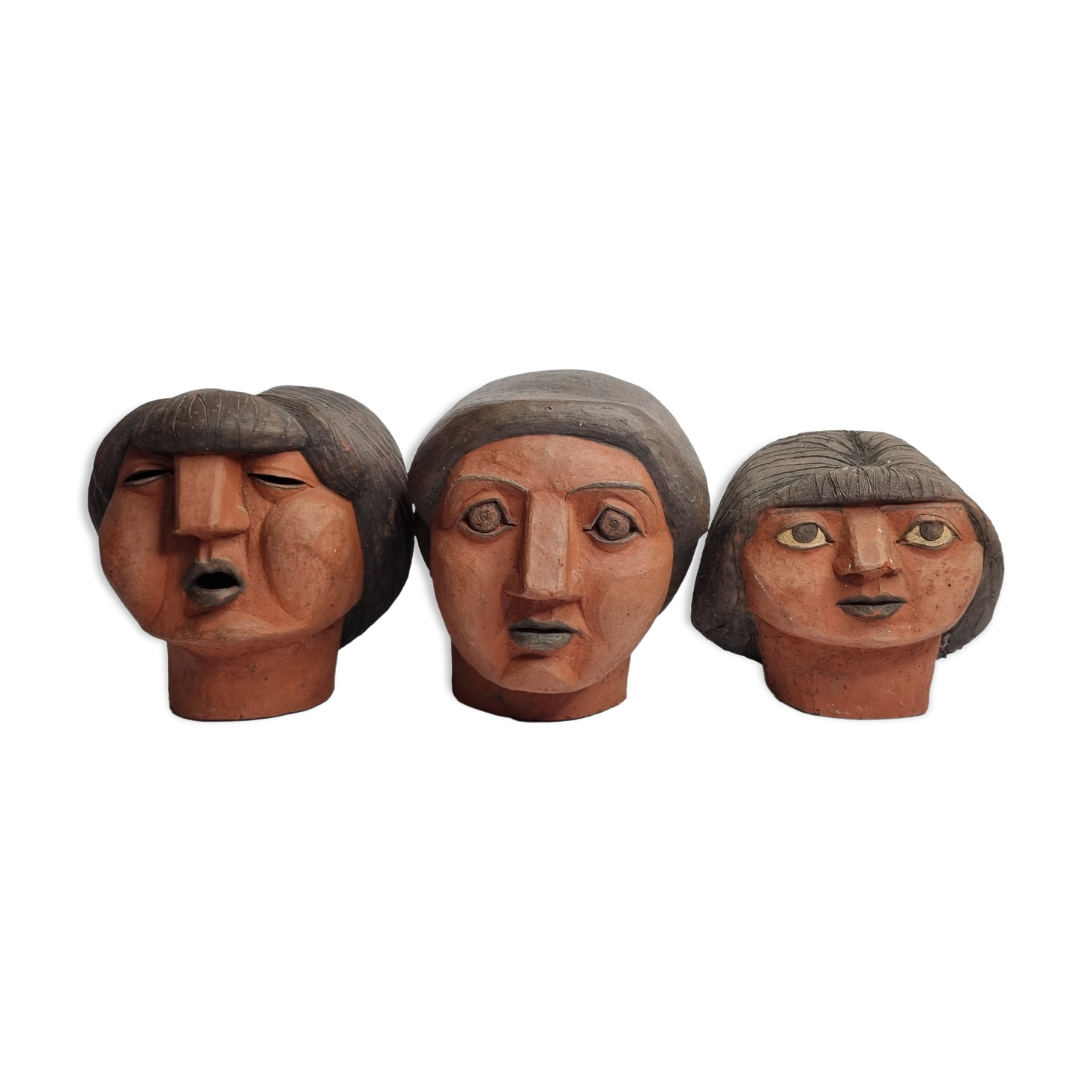 Set of 3 decorative women's heads in red terracotta
