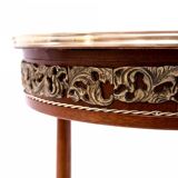 Table marquetée, France, début du XXe siècle.