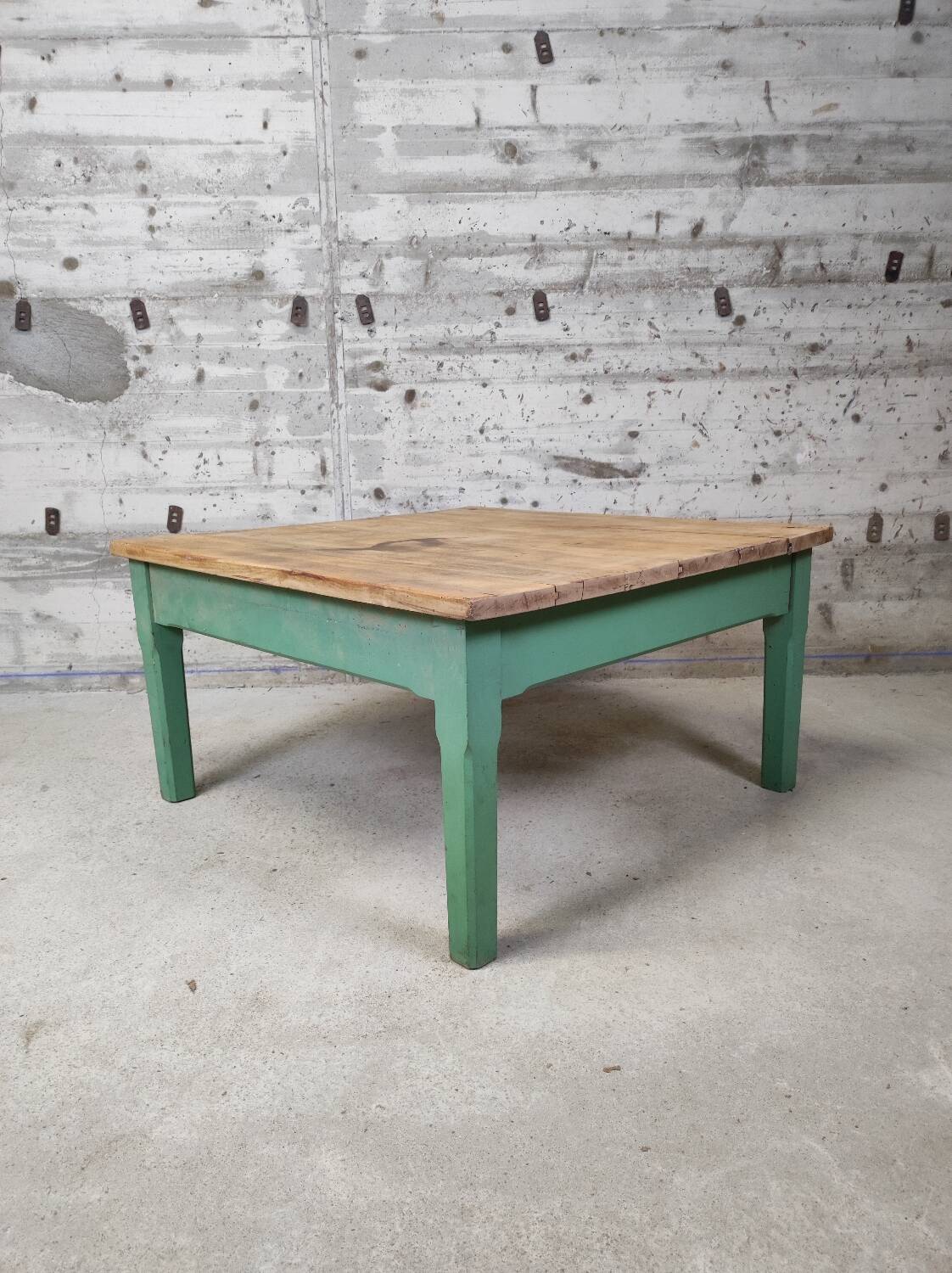 Table basse de ferme carré