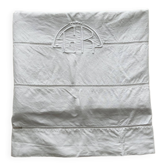 Drap ancien coton /lin brodé main monogramme « g r »