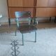 Fauteuil d'écolier vintage
