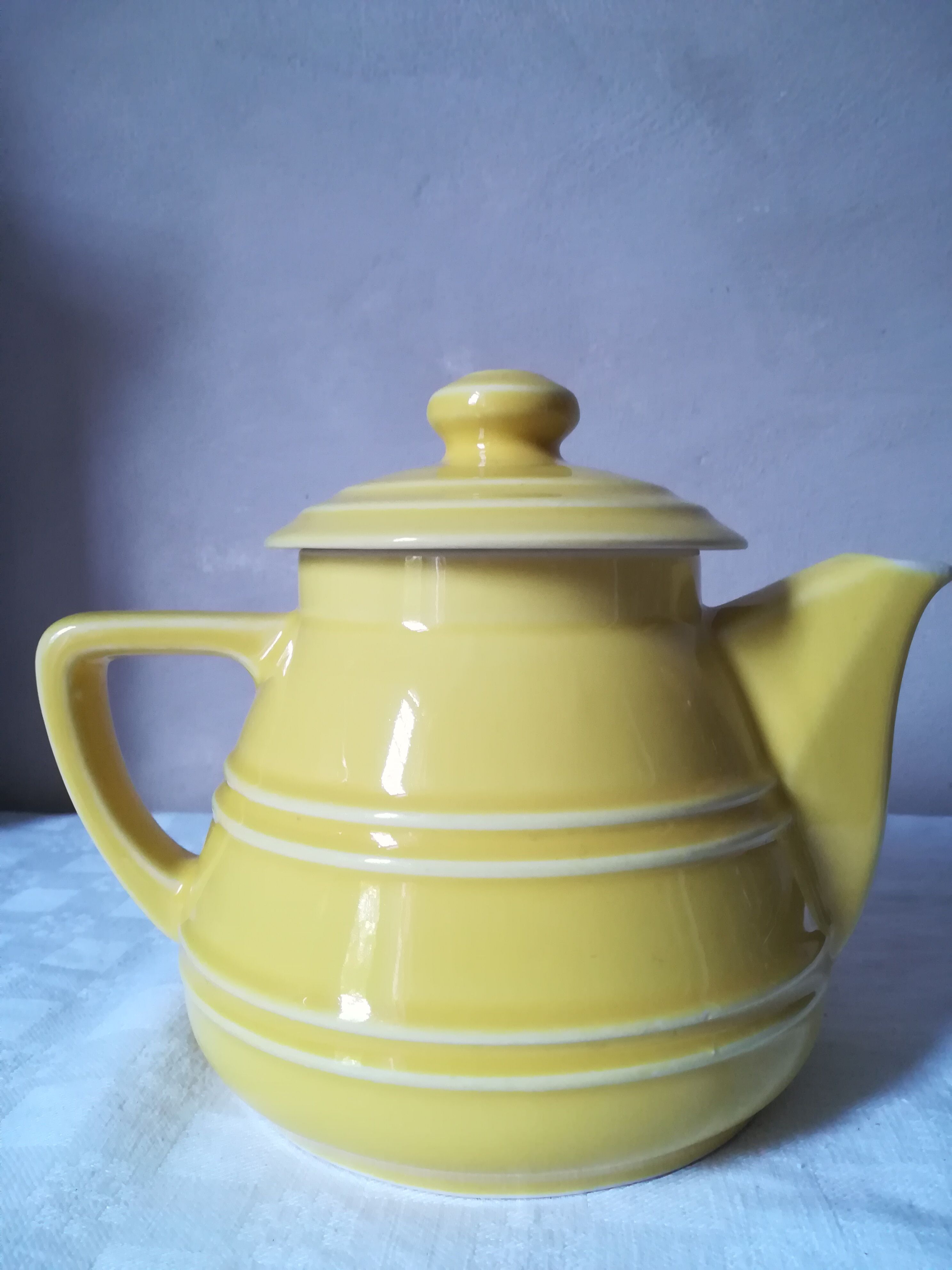 Art deco earthenware teapot/coffee maker