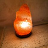 Salt rock mood lamp