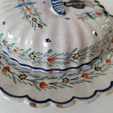 Covered cheese dish in Quimper earthenware – late 19th, early 20th century