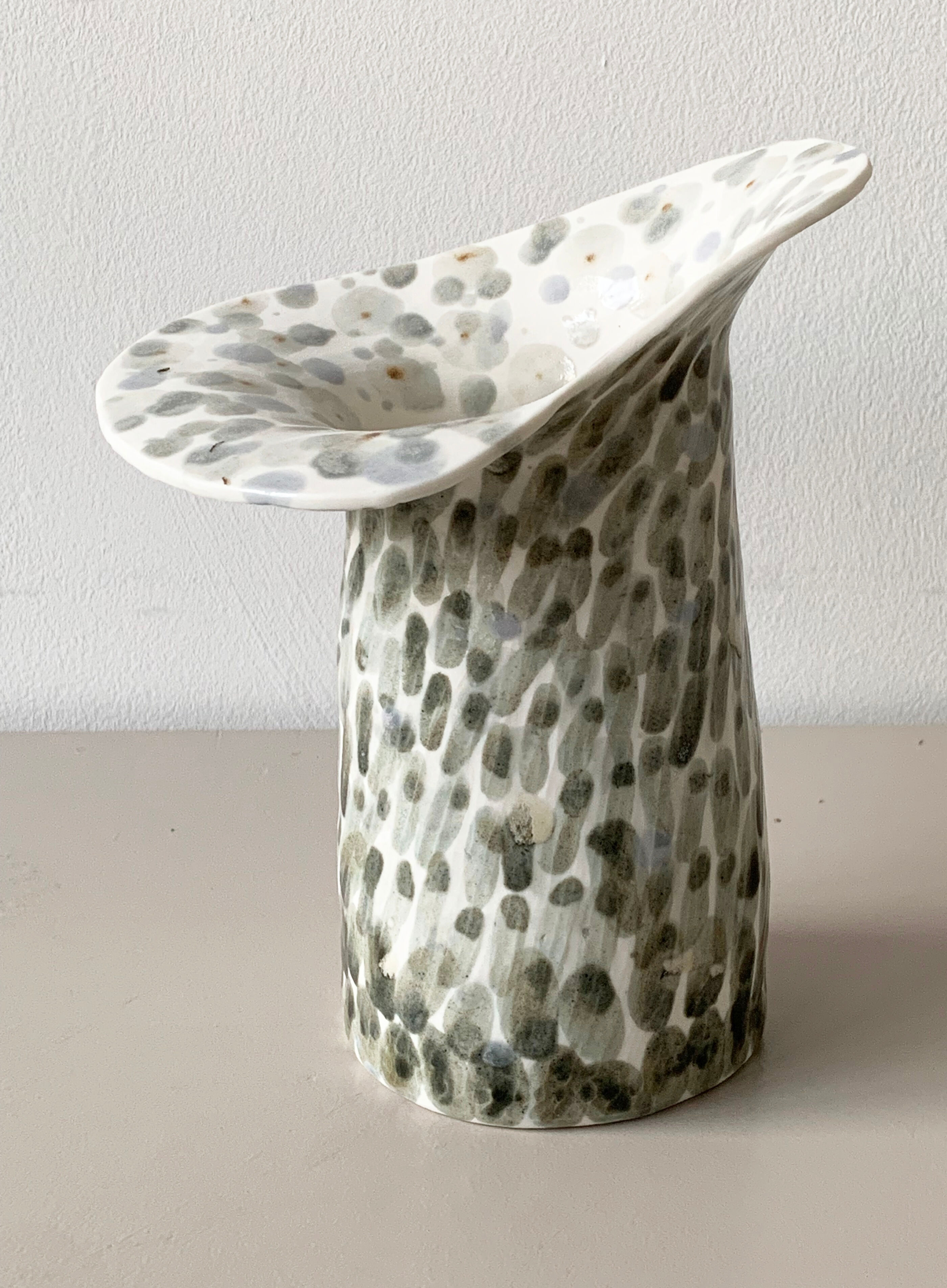 Organic porcelain vase