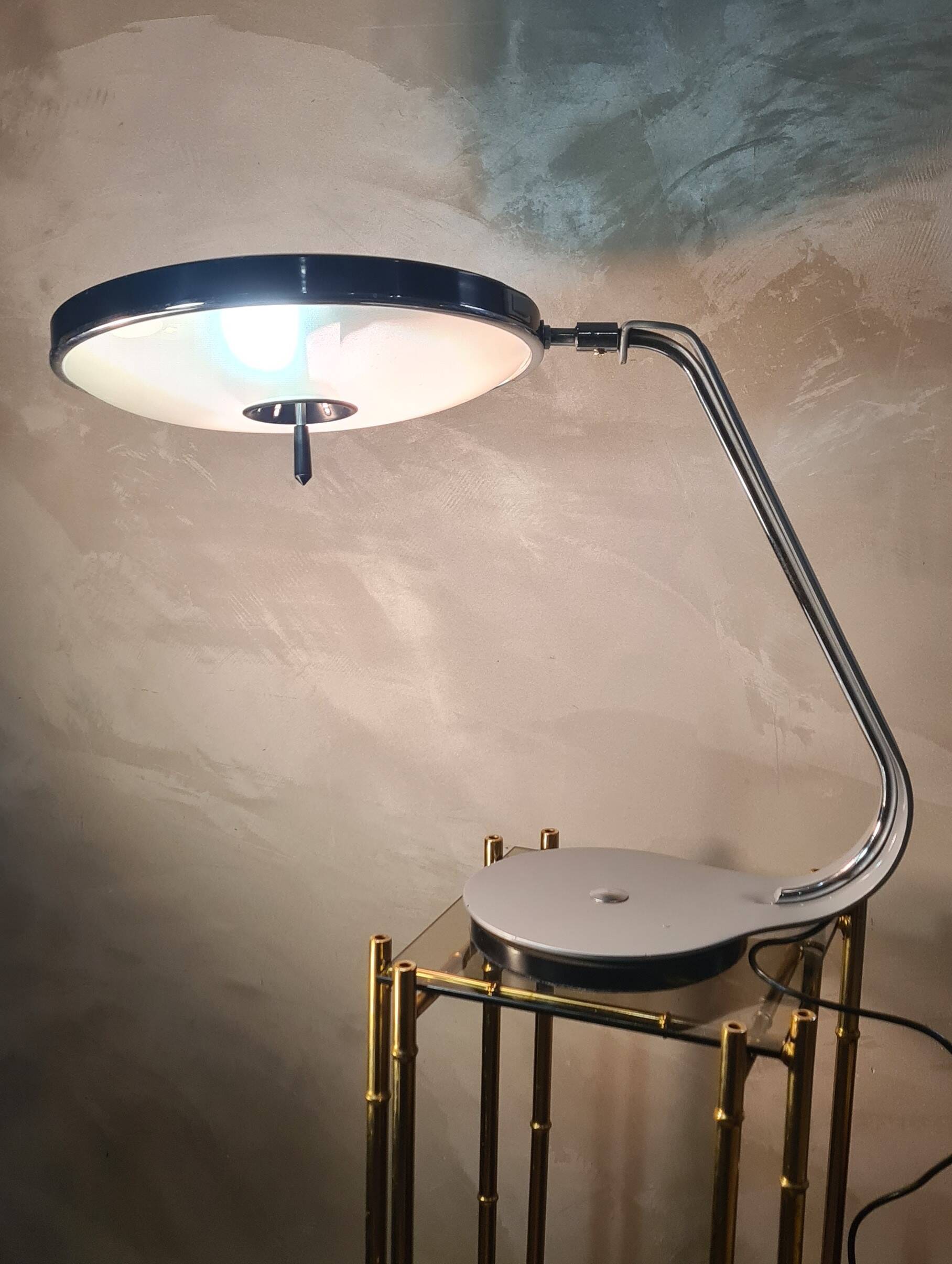 Mad in Spain lupera lamp rare 1960 to 70., concurrent in style, h40x50, original model. Complete in