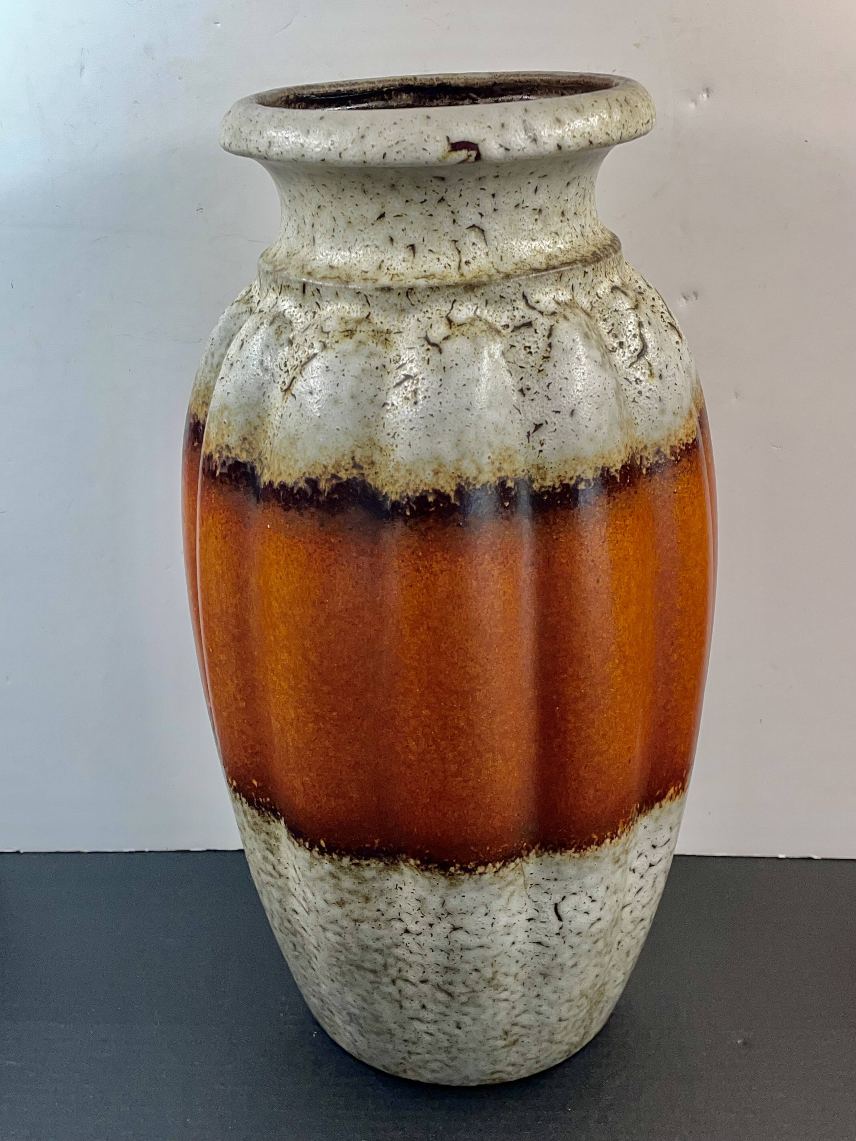 Modernist vase gadrons sheurich 205-40 lava orange w.germany vintage alle