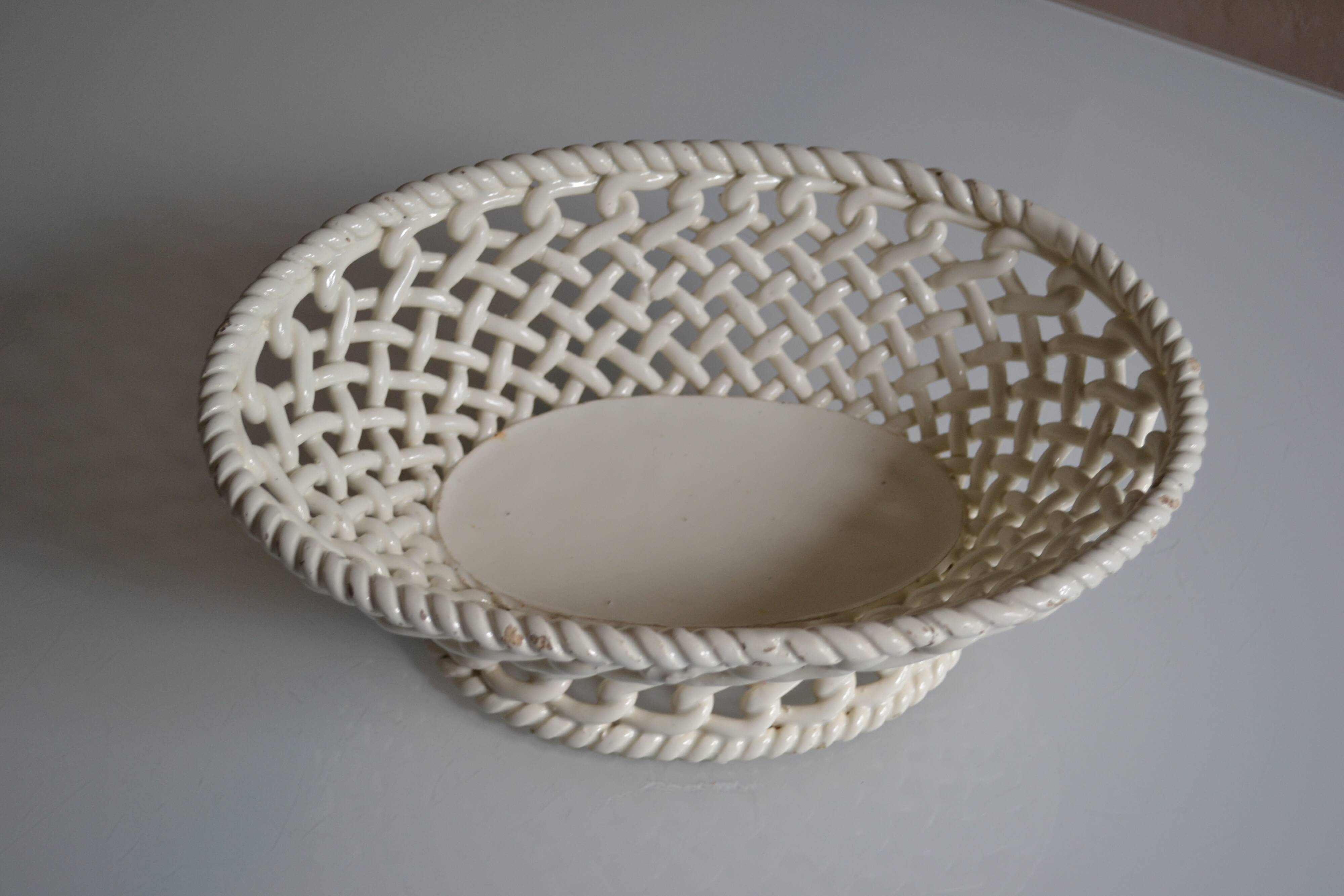 Woven ceramic oval fruit bowl or dish