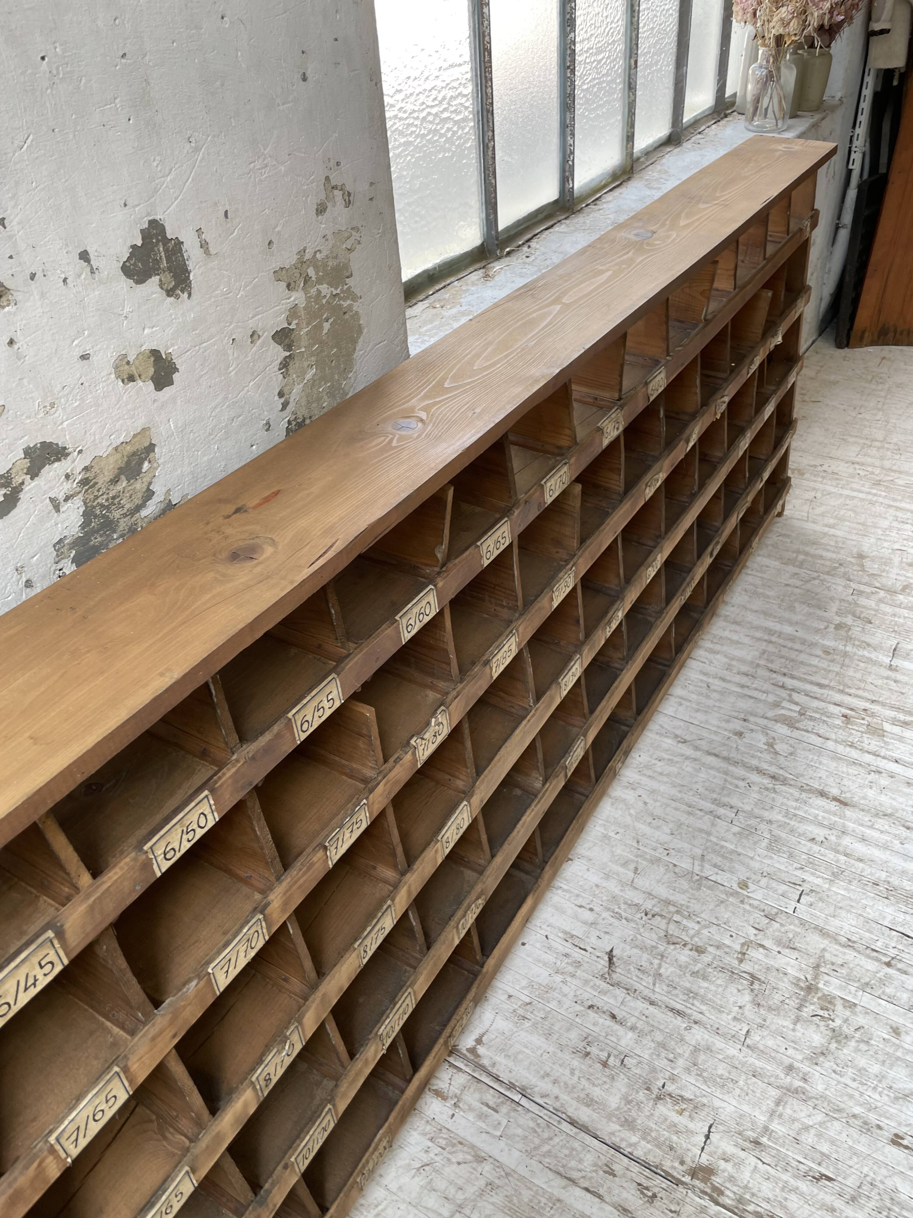 Meuble de métier pin à cases XL 250cm