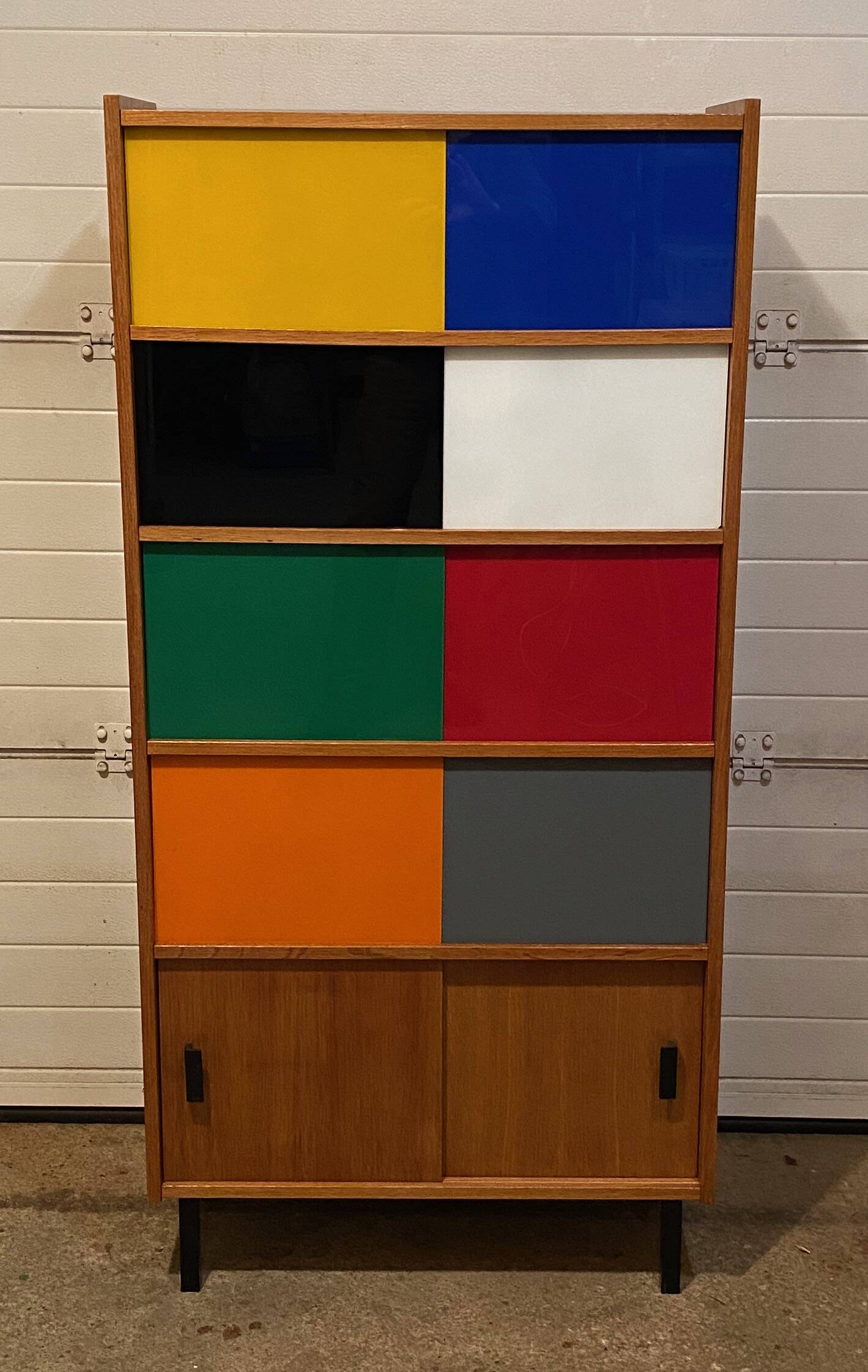 Library/display cabinet