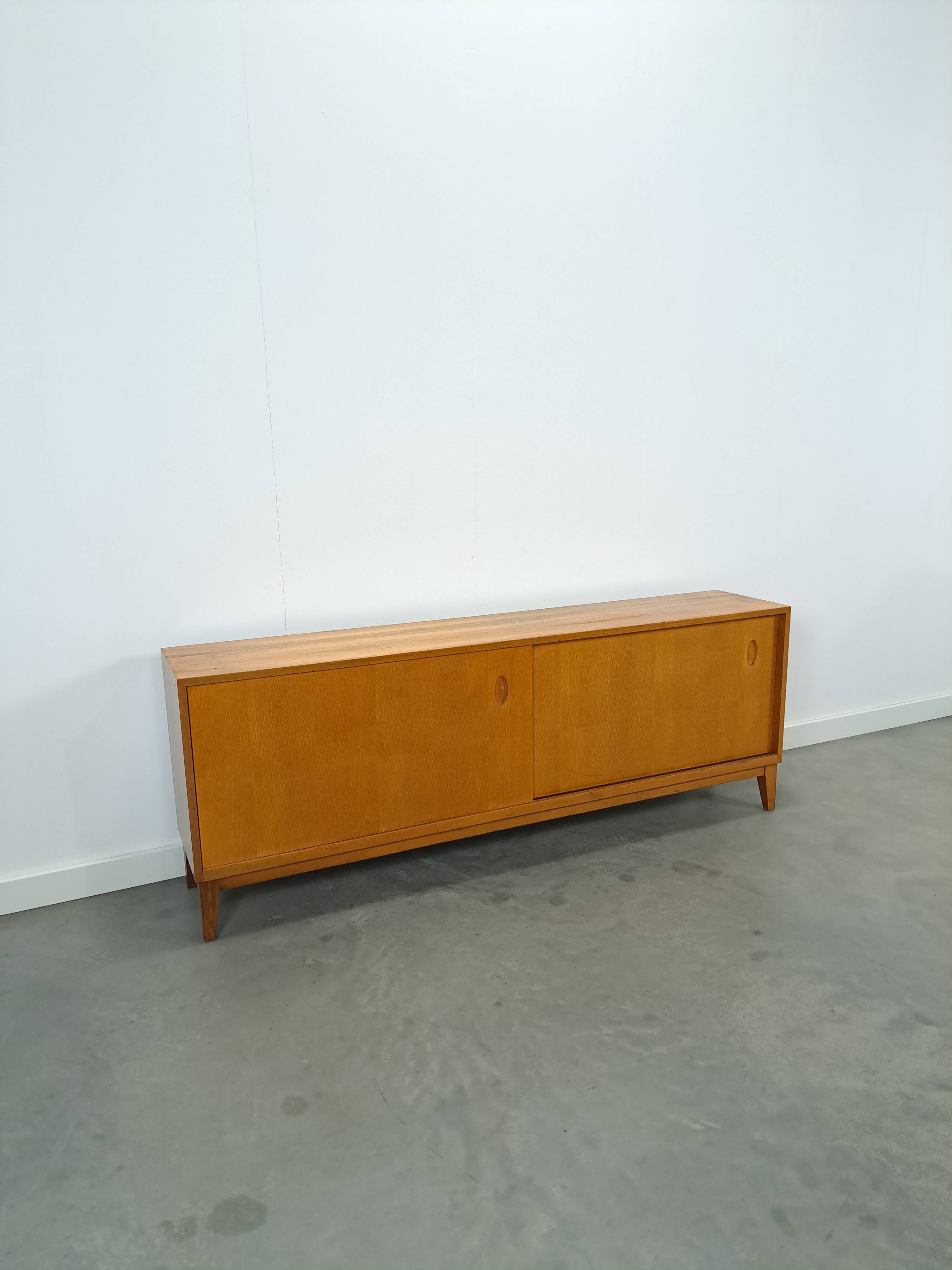 Design dressoir WK Möbel George Satink, tv meubel, nr. 1