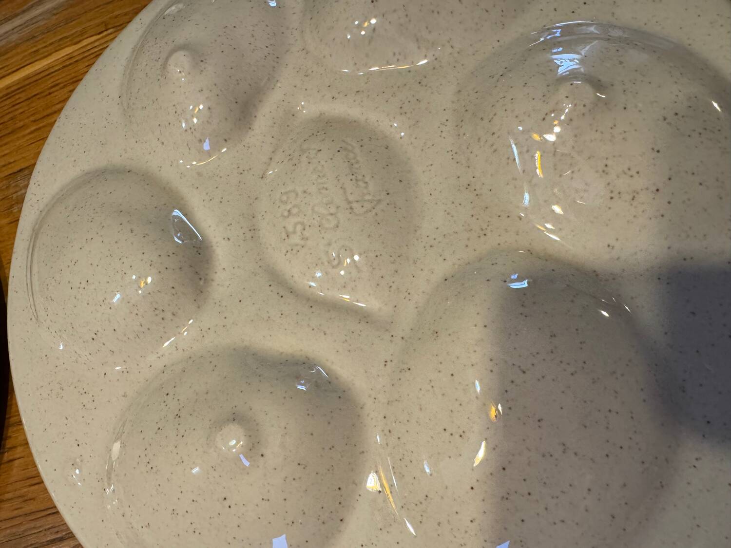 Set of 5 oyster plates Saint-Clément France no. 4589 – Earthenware