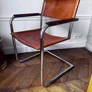 4 fauteuils cantilever Matteo Grassi en cuir cognac