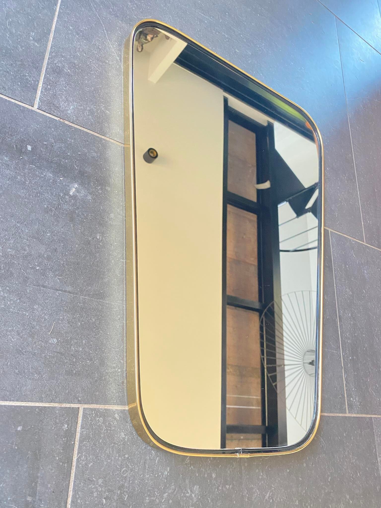 Trapezoidal vintage mirror