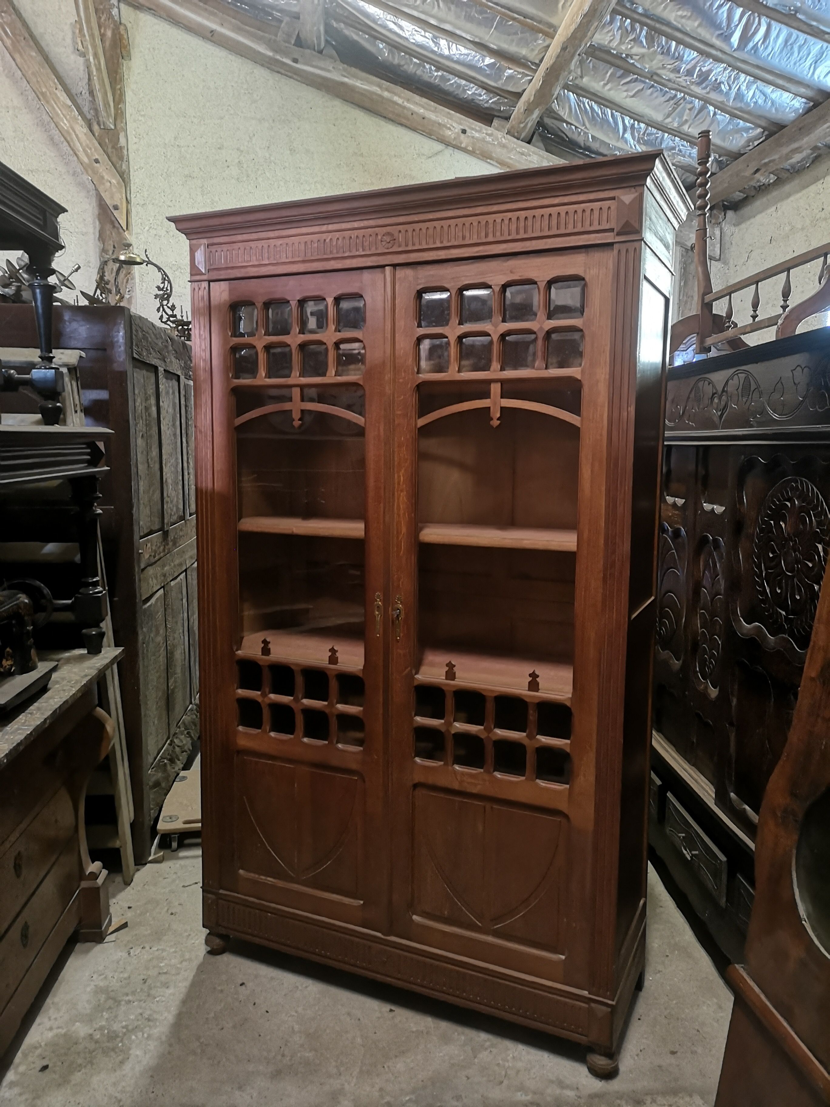 Bibliothèque vitrine années 1930