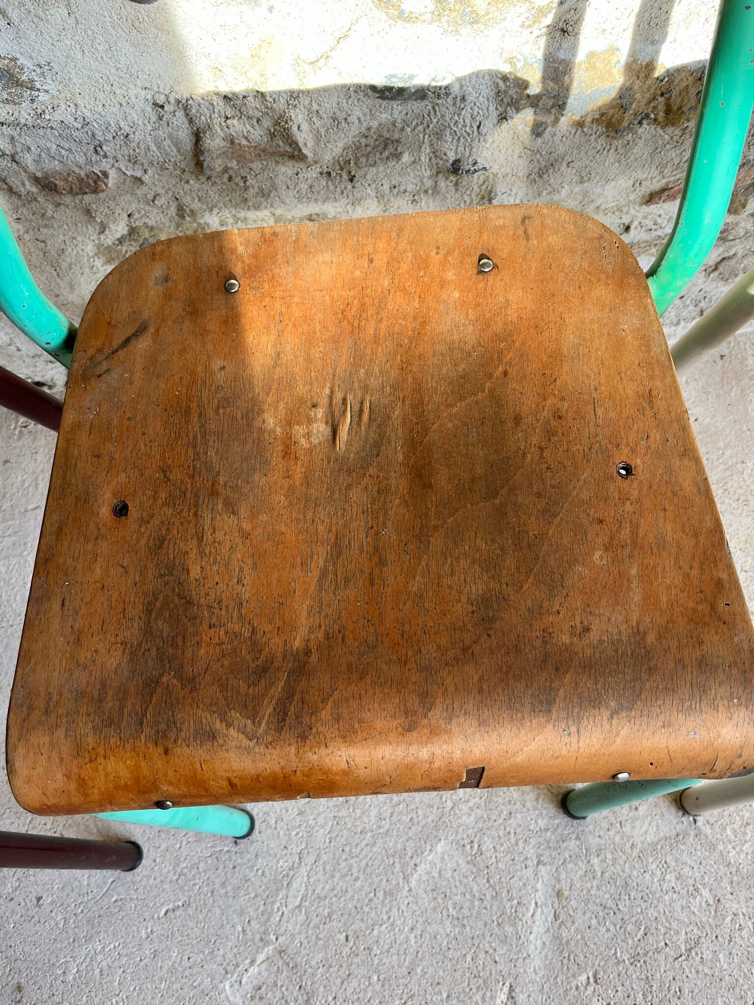 Set of 4 mismatched old school style chairs