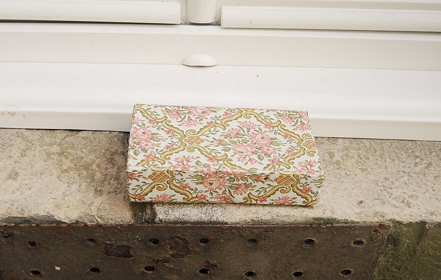 12 ancient fleur de lys knife holders in terracotta