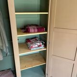 Parisian wardrobe with compass feet