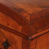 walnut and burl walnut chest - 18th century