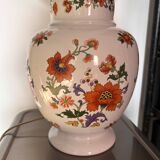 Lampe à poser vintage à fleurs globe plissé