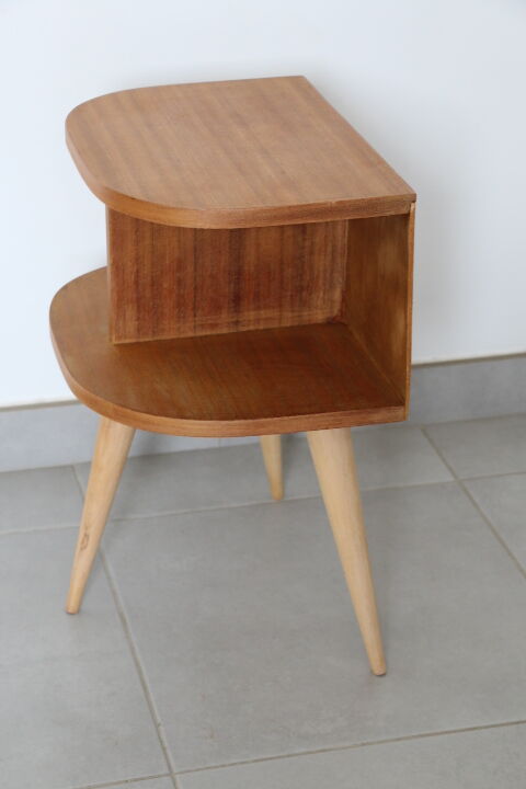 Oak-plated tripod bedside table 1950