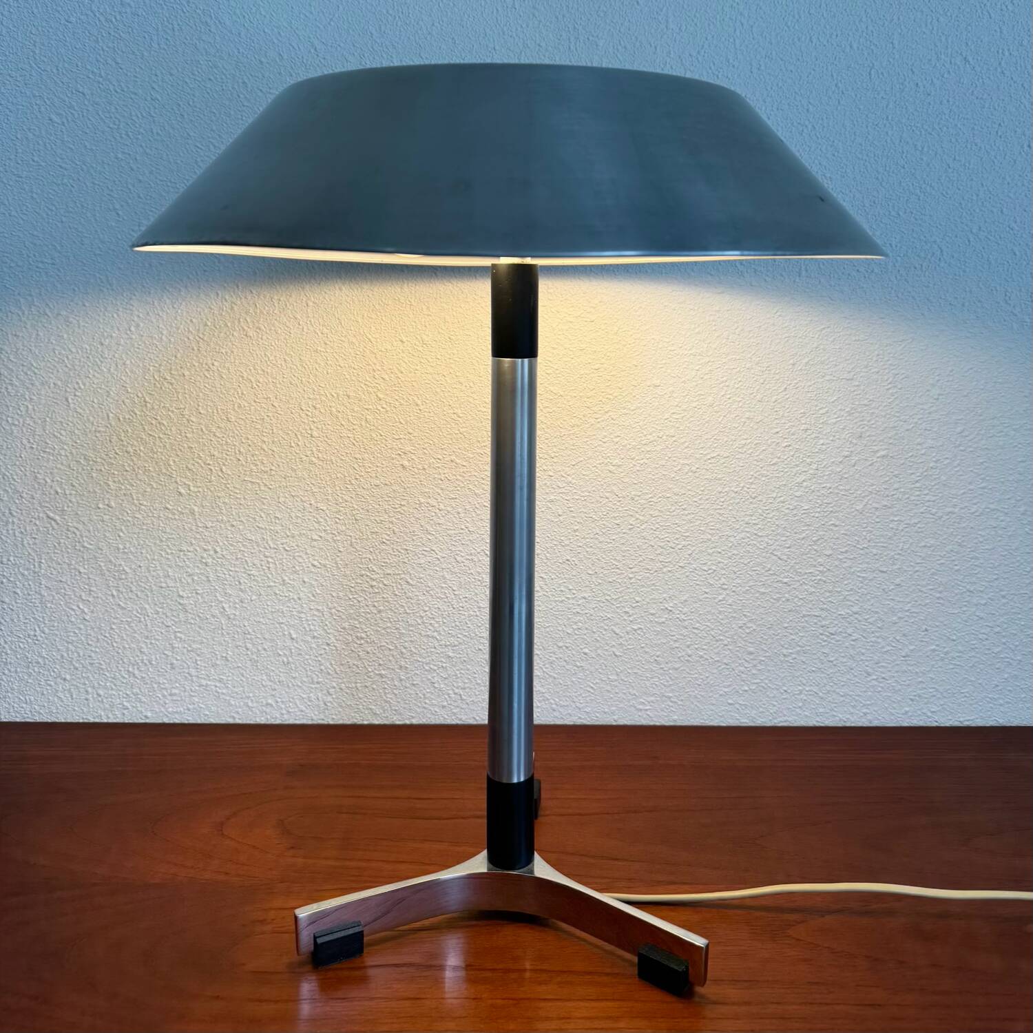 Vintage tablelamp by Jo Hammerborg