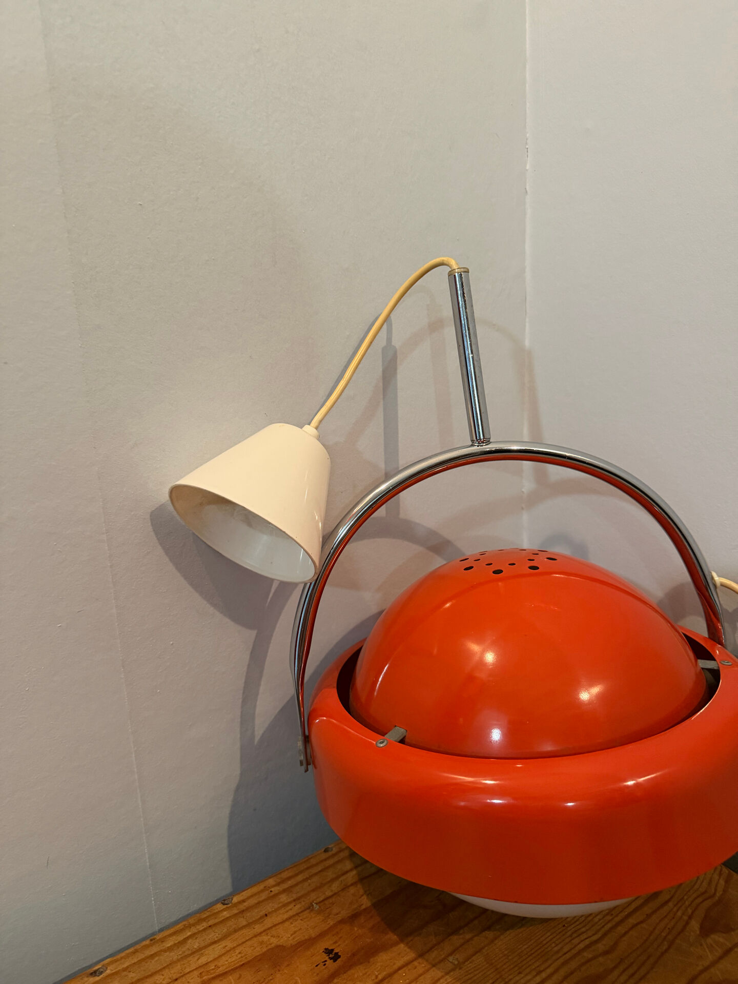 Suspension design Space Age by Aneta Vaxjo for Uno Dahlen
