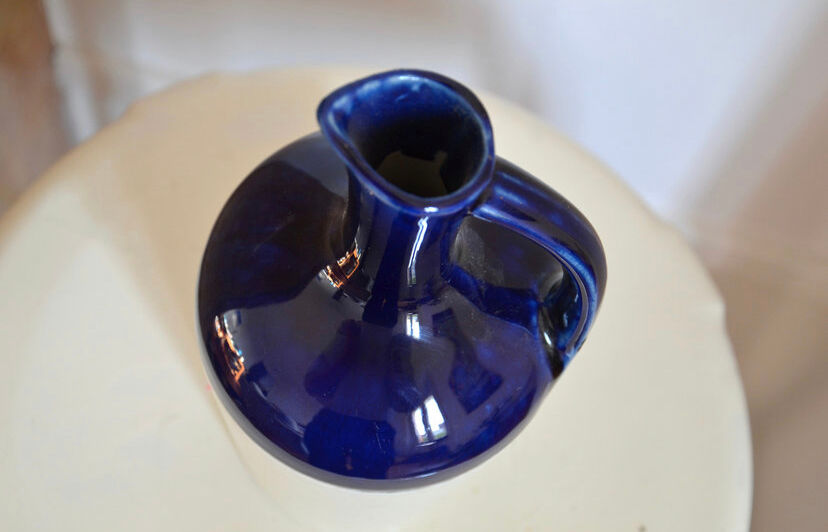Carafe vintage en céramique Dolfi