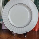 Guy Degrenne serving dish in Limoges porcelain, Venice Day Platinum