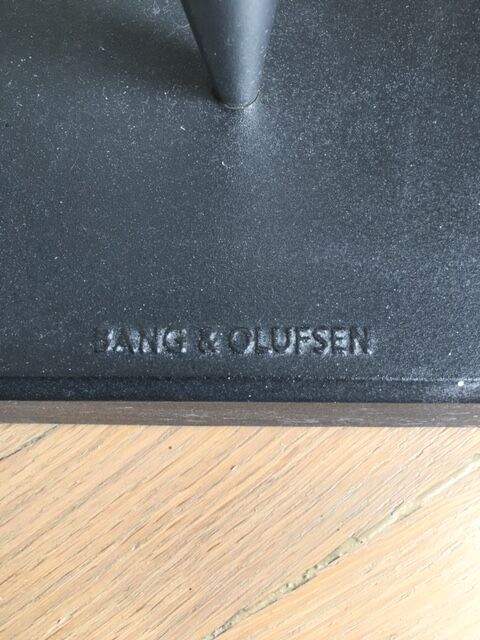 Paire d'enceintes Bang & Olufsen Beolab 8000