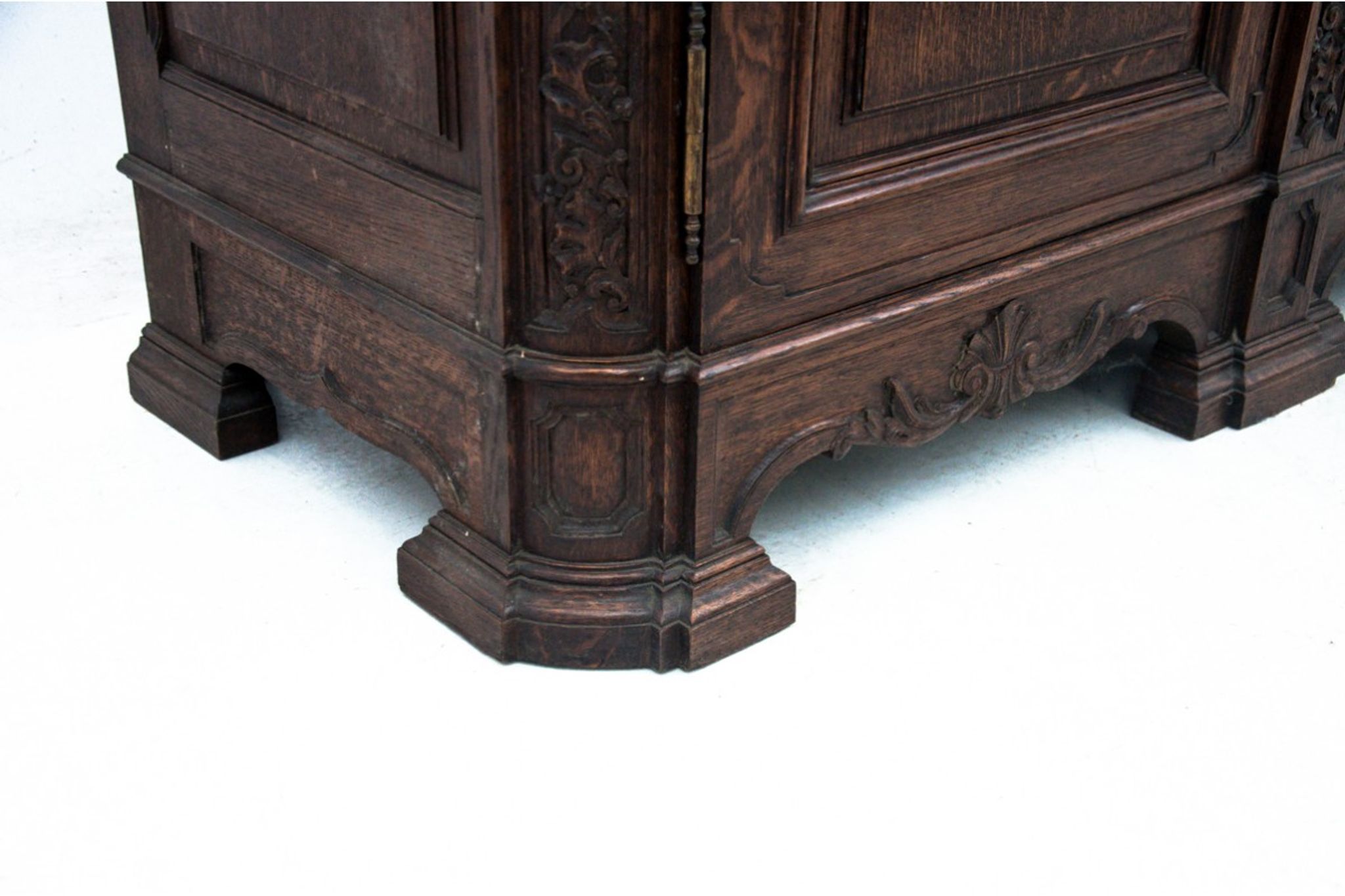 Antique chest of drawers, France, late 19th century