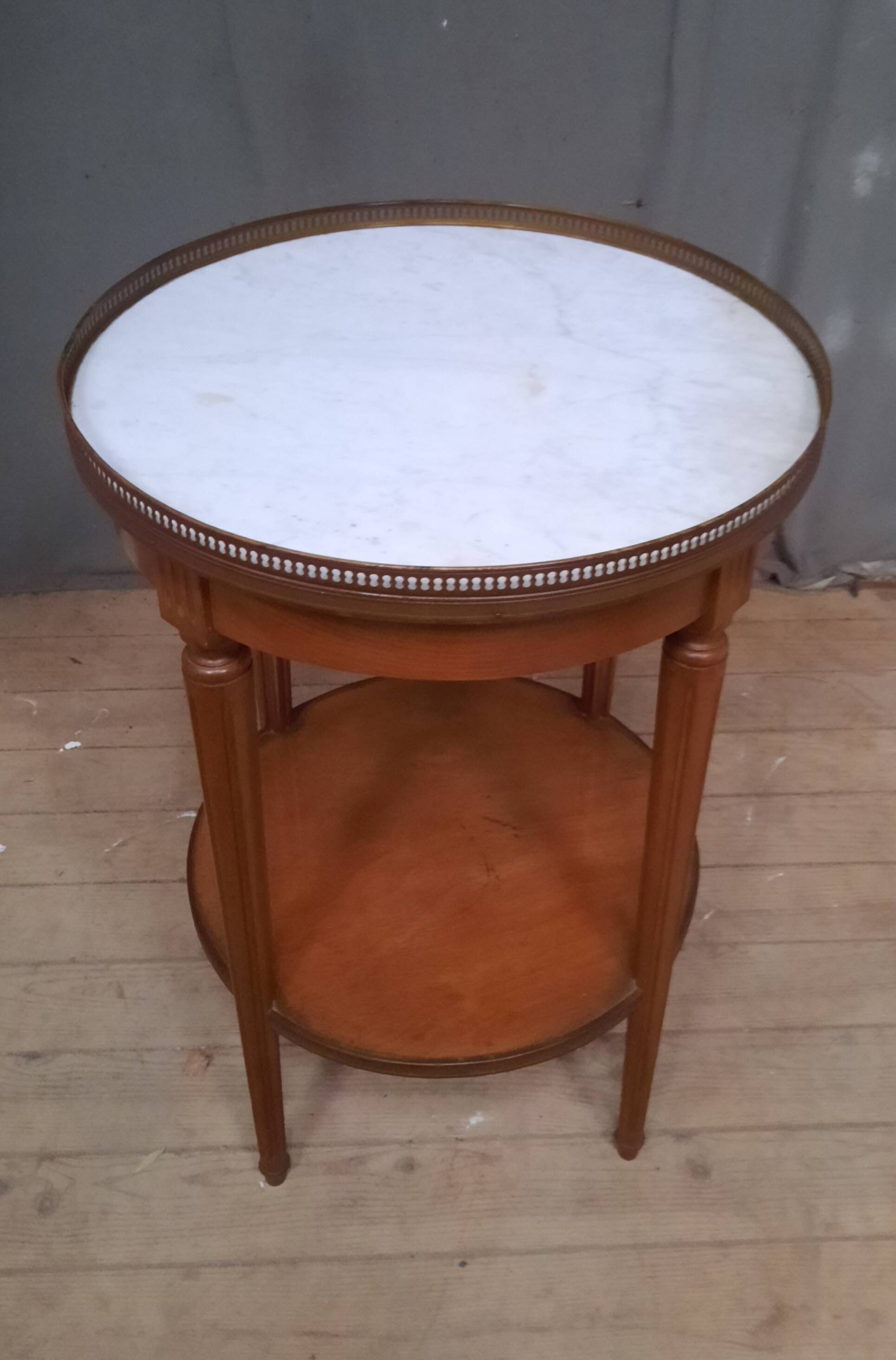 Louis XVI style living room pedestal table
