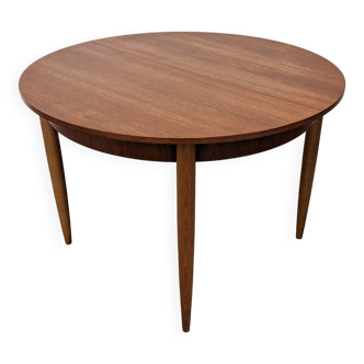 Extendable round table in Scandinavian style made of teak, France circa 1960.