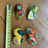 Ceramic fruit knife holder