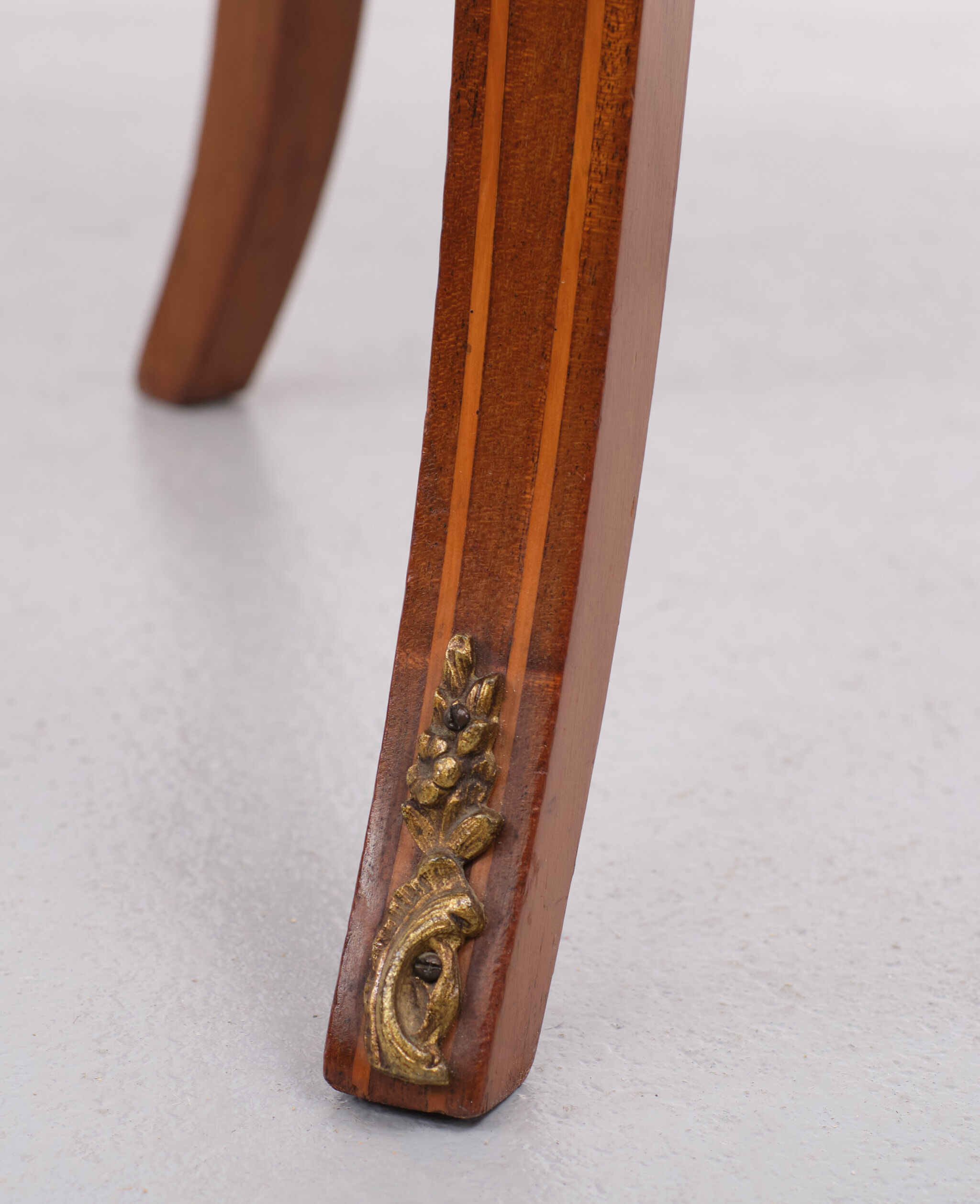 Antique oval france center table, 1870