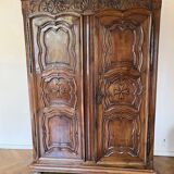 Crossbow cabinet in walnut Louis XV 18th century