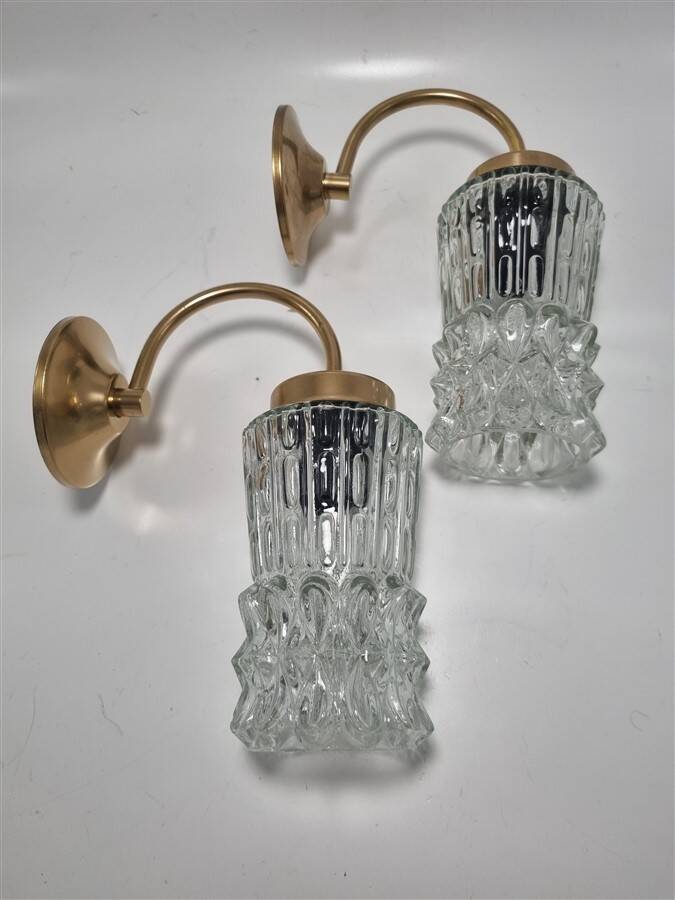 Pair of wall sconces