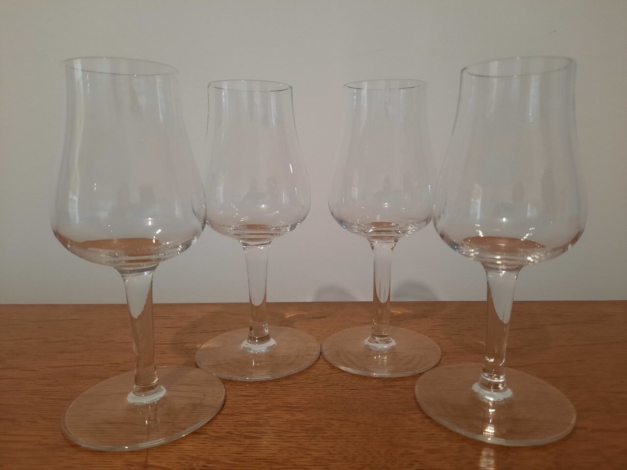 Set of 4 cognac glasses