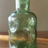 Paire de carafes en verre vert, années 70