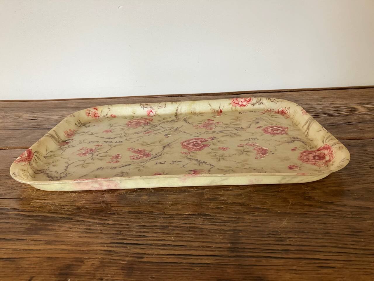 Plateau vintage en fibre de verre