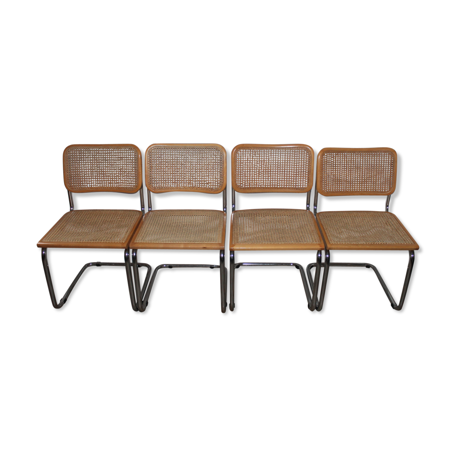 Lot 4 chaises Marcel Breuer Cesca B32